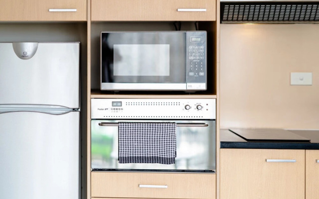 Warm & Cosy Two-Bedroom Apartment in CBD