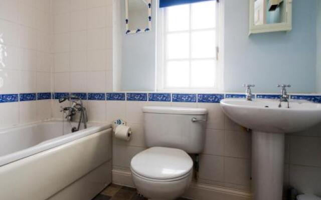 1 Bell Lodge, Thorpeness