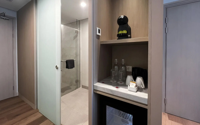Ra Suites Simatupang