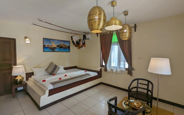 Smiles Beach Hotel