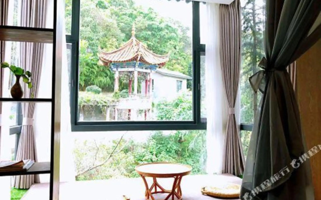 Yongxian Hot Spring Resort Hotel