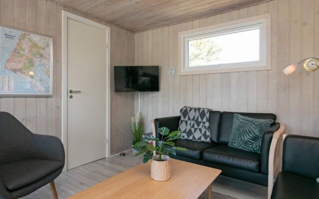 6 Person Holiday Home in Oksbol