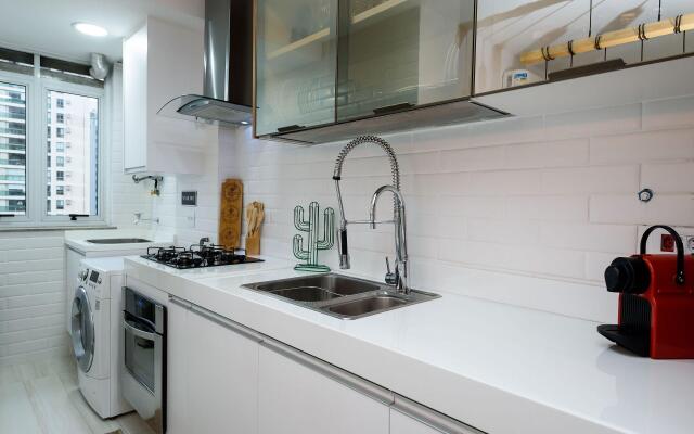 Apartamento c/ Piscina e Garagem | FL 960/602
