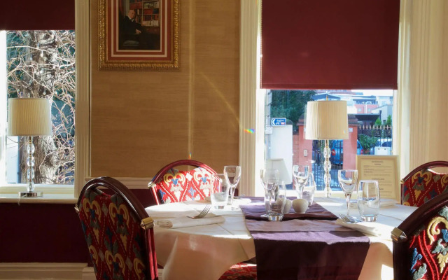 Hallmark Inn Chester
