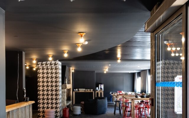 Cristal Lodge by Daddy Pool - TerresenS