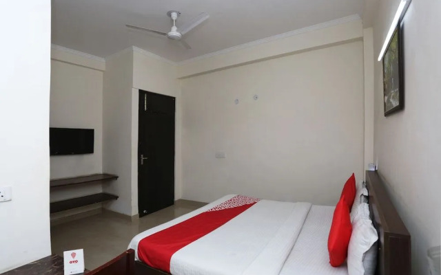 OYO 6540 Tirupati Residency