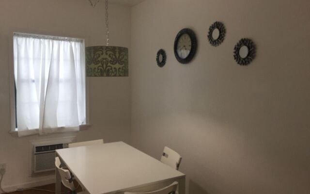 Silver Spray Motel