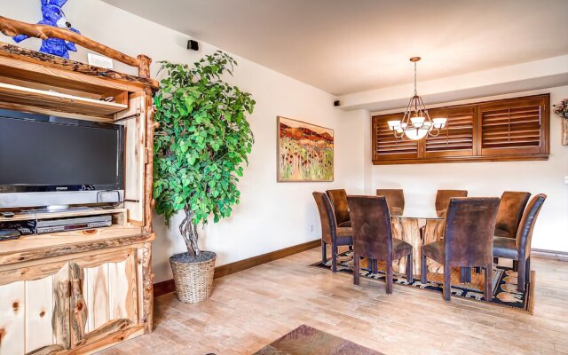 North Breckenridge - Golf Course by CRMR