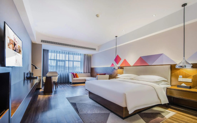 Borrman Hotel Qianjiang Lobster City
