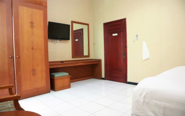Hotel Istana Permata Juanda