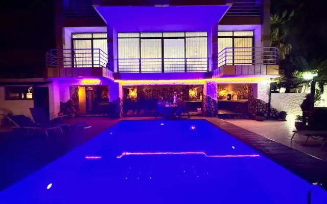 Pacific Hotel