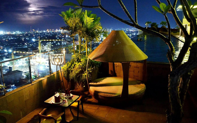 Louis Kienne Hotel Pemuda
