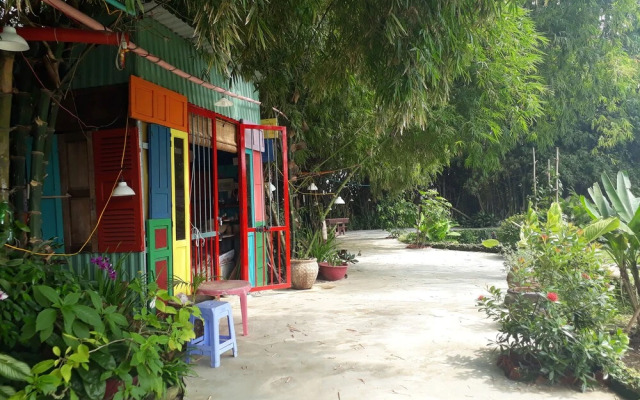 7S Hotel Colours Land home