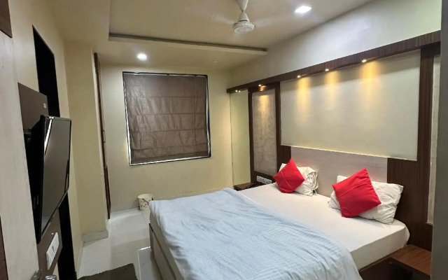 Oyo 28683 Hotel Suhagan Heights