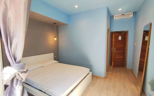 Flavia Suite