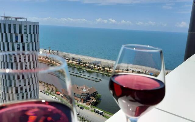 Leo Group Luxury Apartment 18-30 Alliance Palace