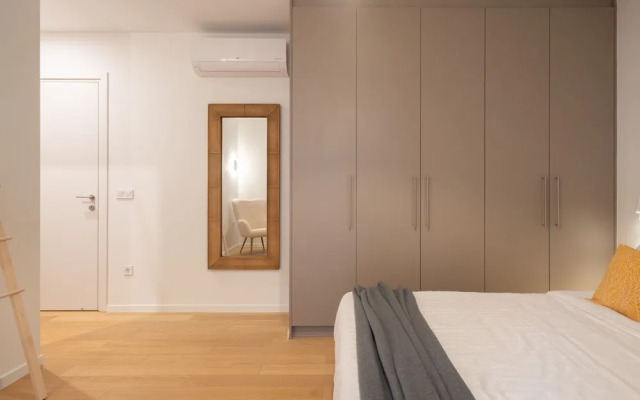 LIV Athinum 1 - Luxury Apartment 4C