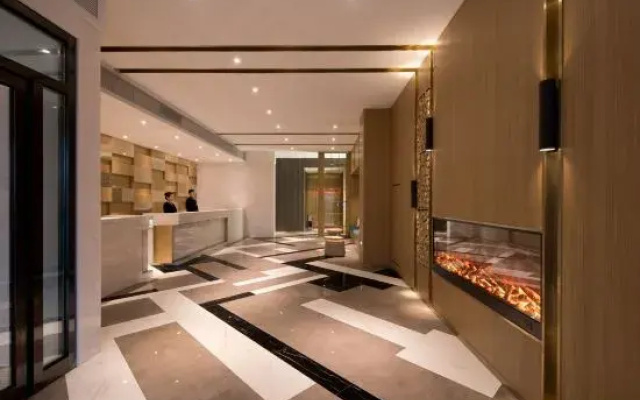 Orange Hotel (Dunhua Hanzhang Street)