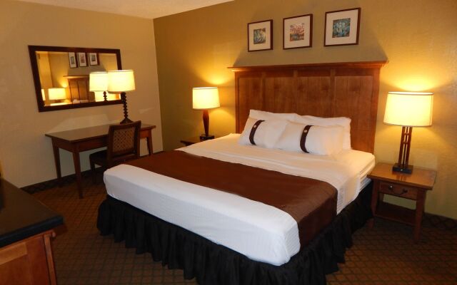 Ocotillo Apartments & Hotel