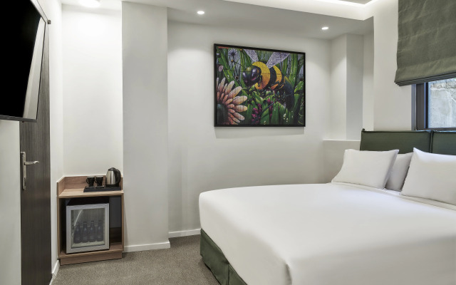 NLH KERAMEIKOS - Neighborhood Lifestyle Hotels