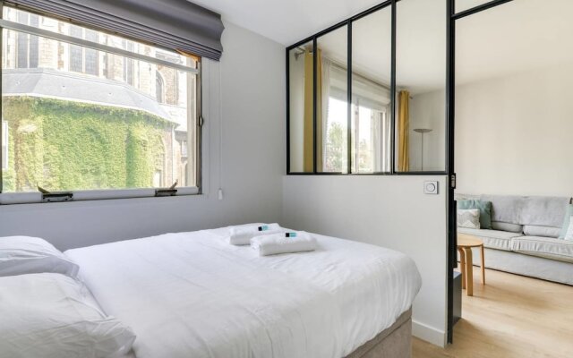 Superbe Appartement Pour 2 - Père-Lachaise by Guestready