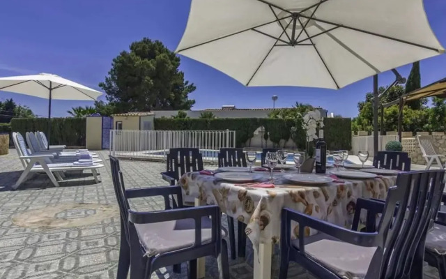 Charming Holiday Home in Calpe With Barbeque