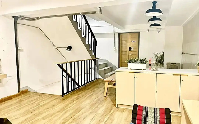 ORA Hostel Bangkok By Zuzu