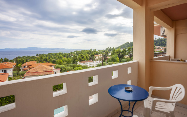 Skentos Hotel