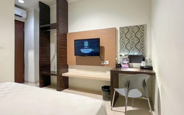 Hotel 88 Embong Kenongo by WH