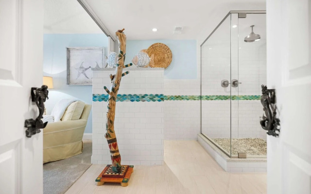 Vast Oceanfront Views Pool Patio Tennis