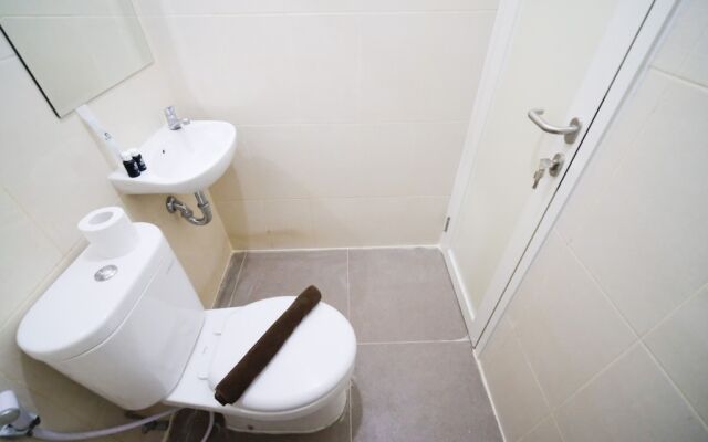 Tidy And Comfy Studio At Bale Hinggil Apartment