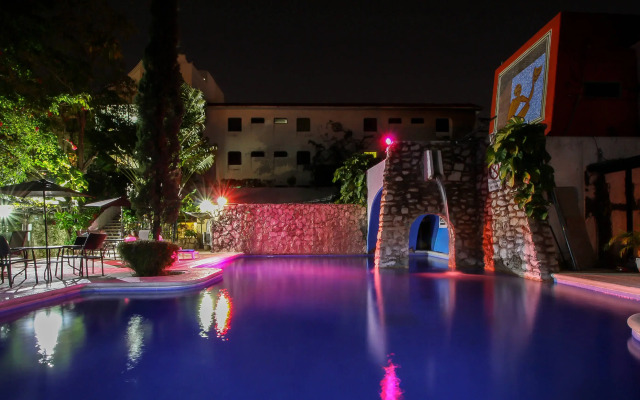 Hotel Xbalamque and Spa Cancun