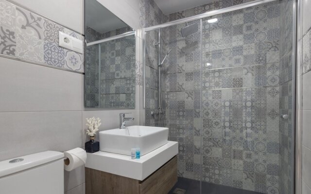 Living4Malaga Pedregalejo Bolivia