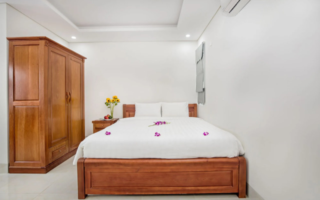 Sandy Apartment - Walk to the beach