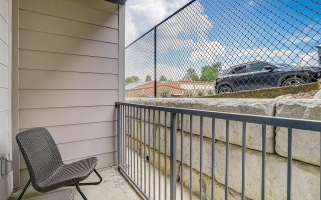 FRONTDESK Axel Row Apts Avondale Birmingham