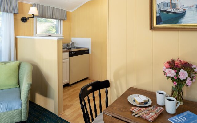 Dockside Guest Quarters & Restaurant