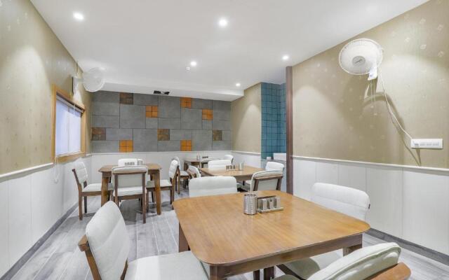 FabHotel Meritus Inn - Odhav Industrial Estate