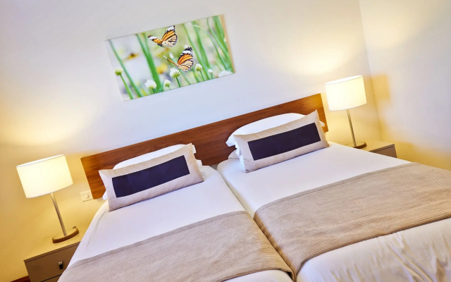 Bon Azur Beachfront Suites & Penthouses with LOV