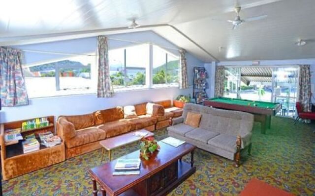 The Villa - Hostel