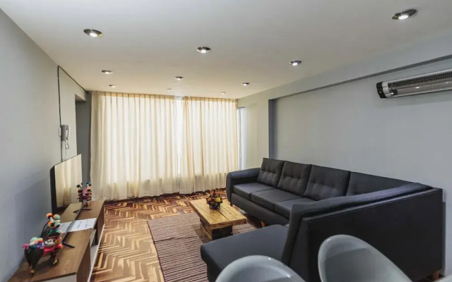 San Pedro Apartments