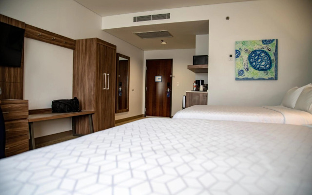 Holiday Inn Express & Suites Ensenada Centro by IHG