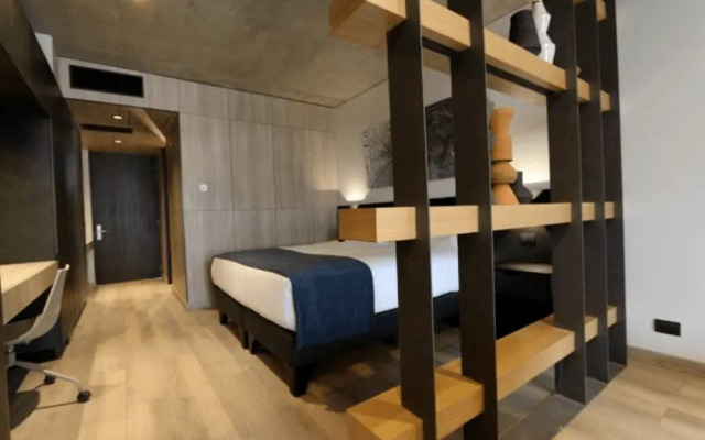 Zip Housing Los Trapenses