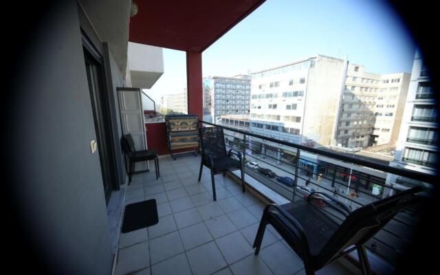 Kosmos Service Apartment City Center 1 With Parking