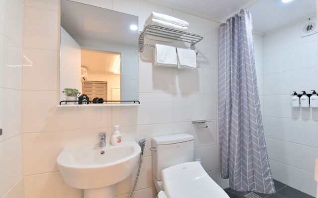 Mono House Hongdae 5