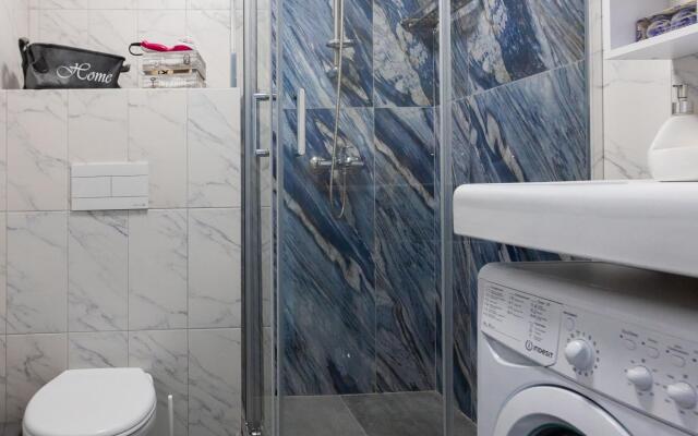 Санди на улице Большая Очаковская