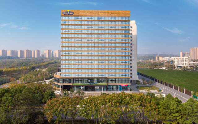 Microtel by Wyndham Songzi