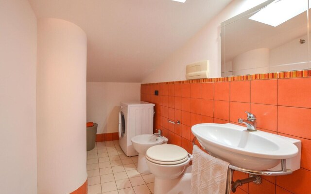 Nice Apartment in Menfi With 2 Bedrooms and Wifi