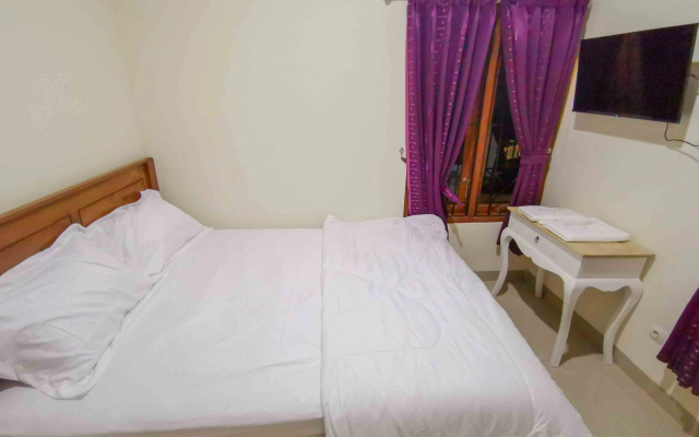 Verose Guest House Syariah Kentungan RedPartner