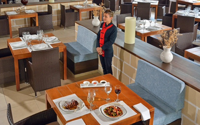 Melia Jardines Del Rey