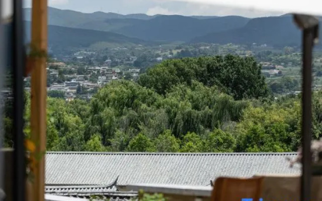 Shaxi Jishu Homestay